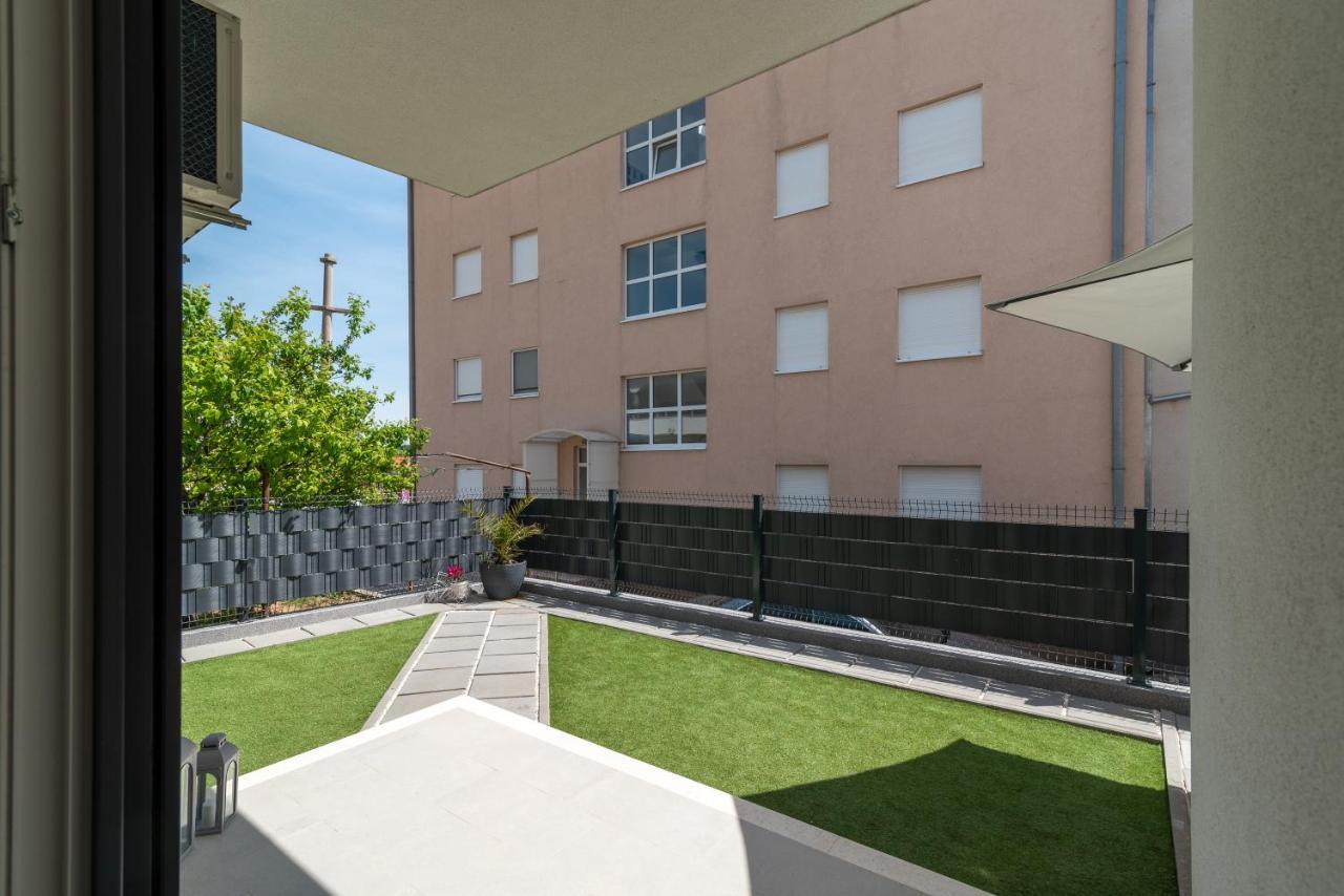 A&R - Seget Beach Trogir Exterior photo